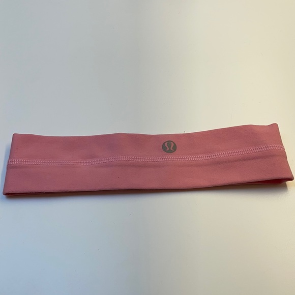 Lululemon Fly Away Tamer Headband - Picture 3 of 5